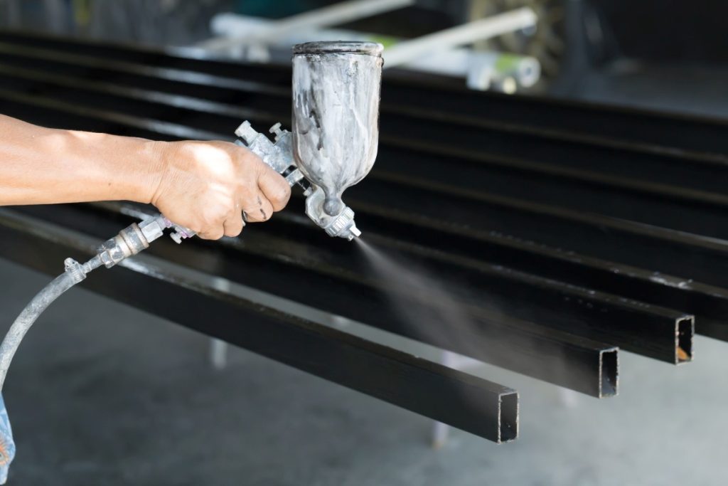 How to Spray Paint Metal : Professional Techniques for Perfect Results 1 How to Spray Paint Metal