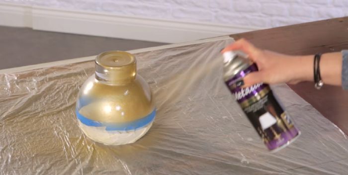 Transform Any Glass Surface: Expert Tips for Spray Paint for Glass Projects 1 Spray Paint for Glass